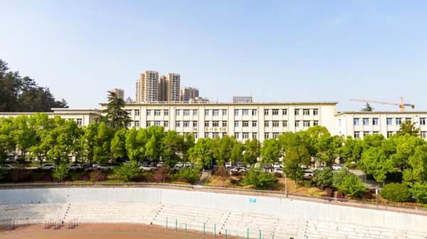 说明: //news.md-zx.org/__local/A/3B/6D/7640CA45755A9859430A8B8A8D6_C700CB63_1921A.jpg